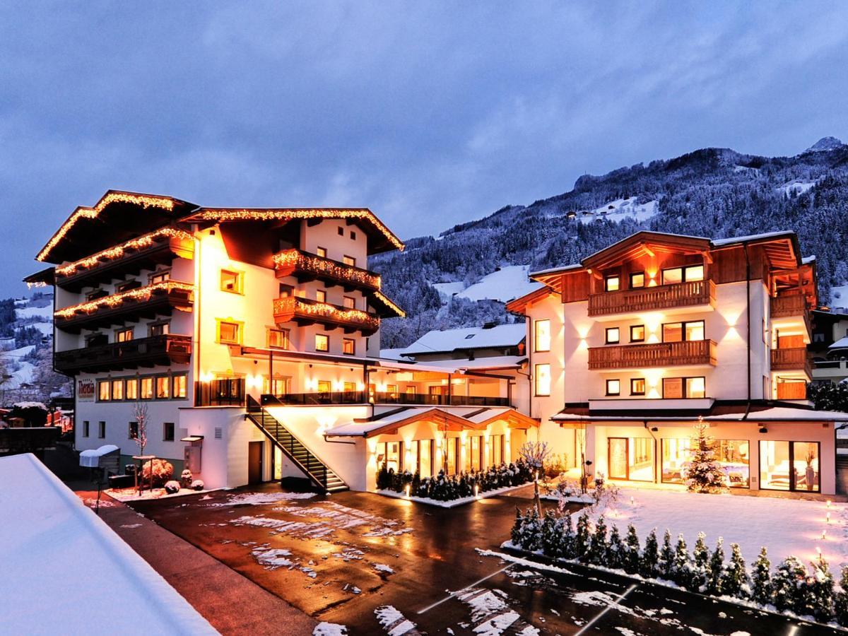 Hotel Theresia Ramsau im Zillertal Luaran gambar